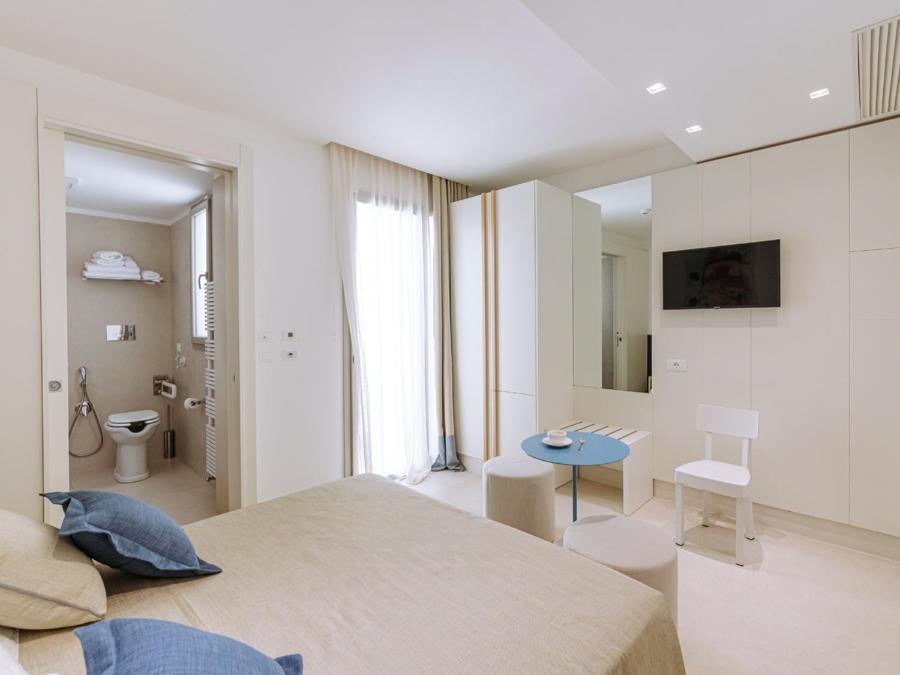 Miramare Blue Stay Torre Santa Sabina Rum bild